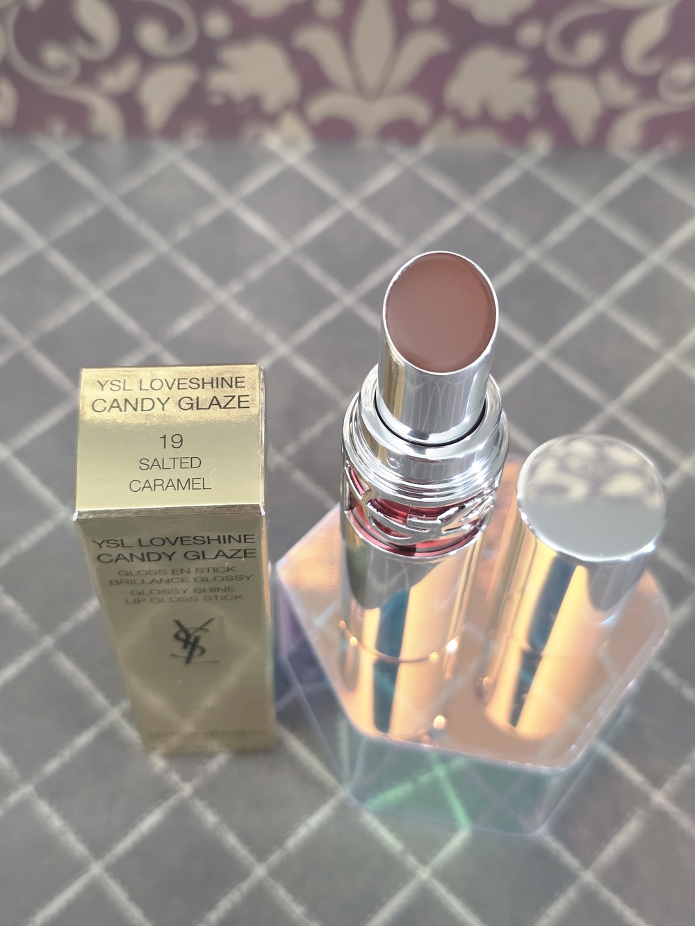 YSL LoveShine Candy Glaze Lipstick - Salted Caramel (19)